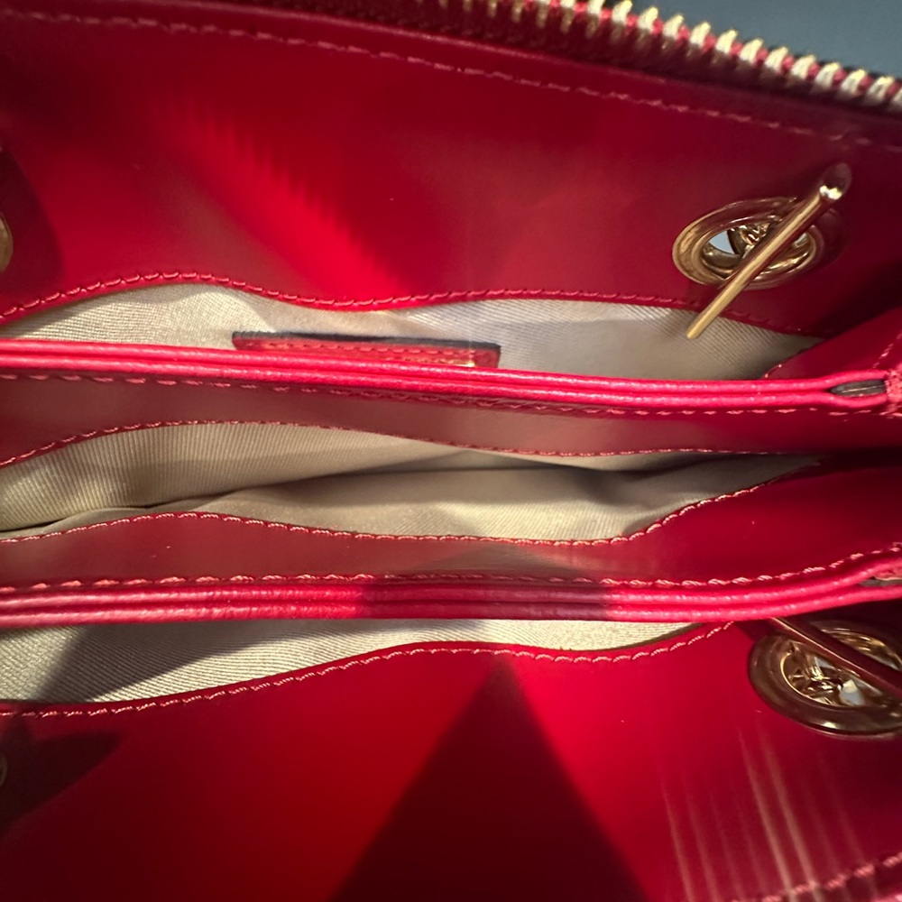 Valentino Luxury Handbag with Gold Accents - Picture 4 of 8